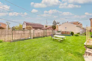 7523 W Cleveland St, Niles, IL 60714 - Photo 38