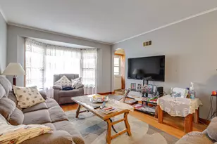 7523 W Cleveland St, Niles, IL 60714 - Photo 8