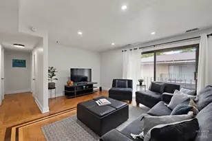 4208 N Keystone Ave, Chicago, IL 60641 - Photo 4