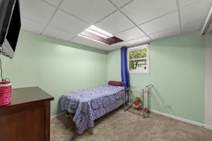 3005 Scenicwood Ln, Woodridge, IL 60517 - Photo 8