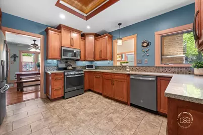 211 Walnut Avenue, Saint Charles, IL 60174 - Photo 16