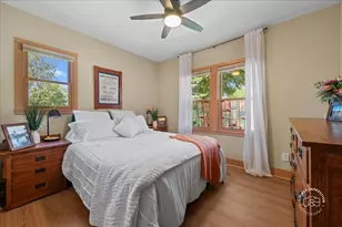 211 Walnut Ave, Saint Charles, IL 60174 - Photo 22