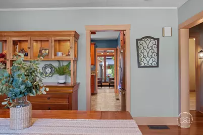 211 Walnut Avenue, Saint Charles, IL 60174 - Photo 6