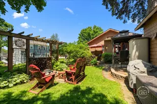 211 Walnut Ave, Saint Charles, IL 60174 - Photo 30