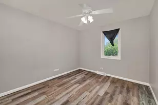551 Falconridge Way, Bolingbrook, IL 60440 - Photo 18