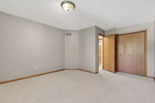 302 Grande Dr, Minooka, IL 60447 - Photo 20