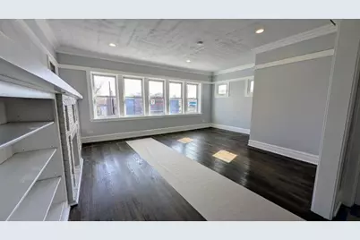 5028 W Lawrence Avenue, Chicago, IL 60630 - Photo 2