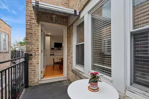 2018 W Farragut Ave, Chicago, IL 60625 - Photo 18