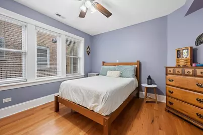 2018 W Farragut Avenue #3, Chicago, IL 60625 - Photo 12