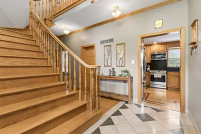 7911 W Rascher Avenue, Chicago, IL 60656 - Photo 8