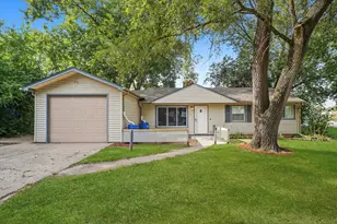 300 Meota St, Park Forest, IL 60466 - Photo 20