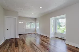 22W724 St Charles Rd, Glen Ellyn, IL 60137 - Photo 4