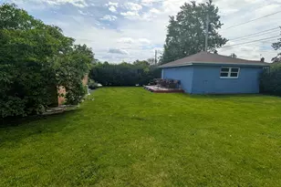 5151 Chase Ave, Skokie, IL 60077 - Photo 20