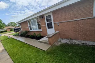 5151 Chase Ave, Skokie, IL 60077 - Photo 22