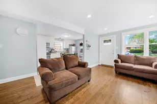 12908 S Peoria St, Chicago, IL 60643 - Photo 2