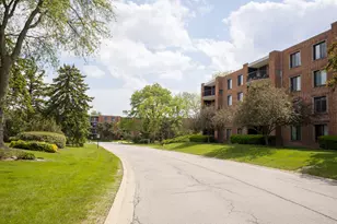 1405 E Central Rd, Arlington Heights, IL 60005 - Photo 24