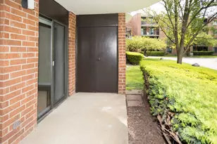 1405 E Central Rd, Arlington Heights, IL 60005 - Photo 4
