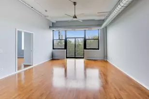 2323 W Pershing Rd, Chicago, IL 60609 - Photo 10