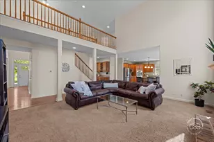 470 Prairieview Dr, Geneva, IL 60134 - Photo 12