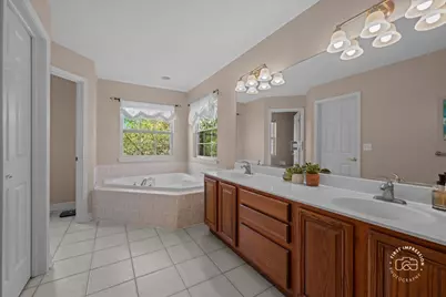 470 Prairieview Drive, Geneva, IL 60134 - Photo 18