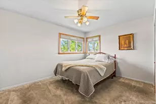 6328 W 85th St, Burbank, IL 60459 - Photo 12