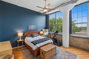 1801 W Larchmont Ave, Chicago, IL 60613 - Photo 12