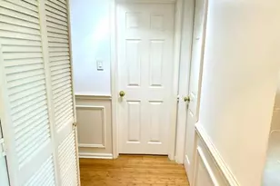 910 Beau Dr, Des Plaines, IL 60016 - Photo 2