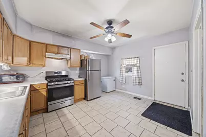 12124 S Edbrooke Avenue, Chicago, IL 60628 - Photo 4