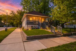 12124 S Edbrooke Ave, Chicago, IL 60628 - Photo 1