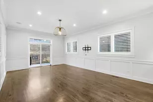 850 W Lill Ave, Chicago, IL 60614 - Photo 8
