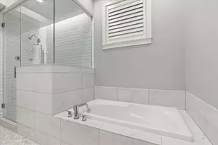 850 W Lill Ave, Chicago, IL 60614 - Photo 14