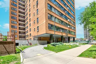 6118 N Sheridan Rd, Chicago, IL 60660 - Photo 2