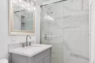 40 E Cedar St, Chicago, IL 60611 - Photo 18