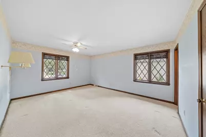 2445 Coach and Surrey Lane, Aurora, IL 60506 - Photo 16