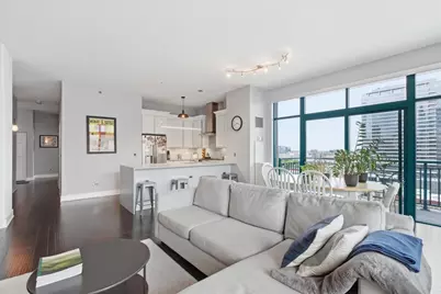 340 W Superior Street #1201, Chicago, IL 60654 - Photo 6