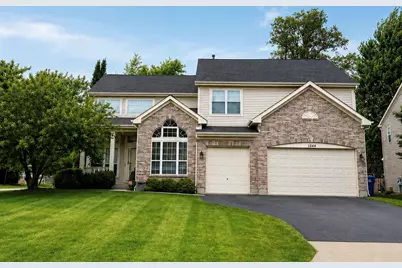 1844 S Robin Court, Libertyville, IL 60048 - Photo 1