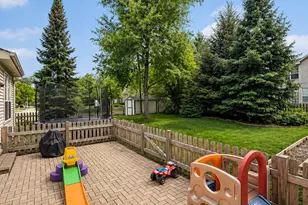 1844 S Robin Ct, Libertyville, IL 60048 - Photo 18