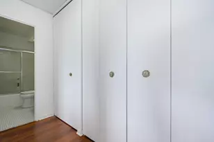 7061 N Kedzie Ave, Chicago, IL 60645 - Photo 10