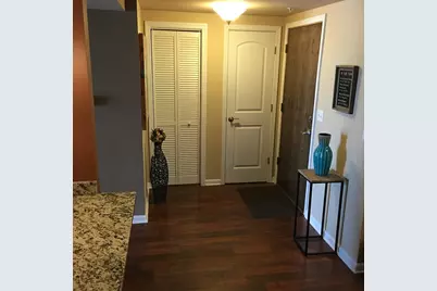 225 Main Street #312, Roselle, IL 60172 - Photo 2