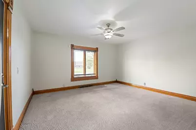 204 Freemont Street, Durand, IL 61024 - Photo 14