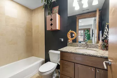 1803 W Huron Street #2, Chicago, IL 60622 - Photo 14