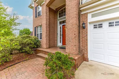 332 Colonial Drive, Vernon Hills, IL 60061 - Photo 2
