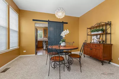 332 Colonial Drive, Vernon Hills, IL 60061 - Photo 4