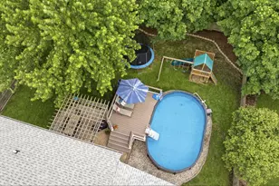 1508 W Mooseheart Rd, North Aurora, IL 60542 - Photo 8