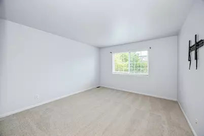 1673 Waterford Road, North Aurora, IL 60542 - Photo 16