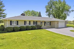 1417 Lee Ln, Spring Grove, IL 60081 - Photo 1