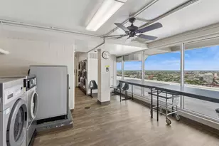 1960 N Lincoln Park West Ave, Chicago, IL 60614 - Photo 12
