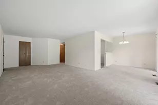 1575 Stonehill Ct, Wheaton, IL 60189 - Photo 6