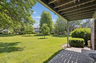 1575 Stonehill Ct, Wheaton, IL 60189 - Photo 18