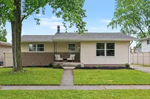 2847 194th St, Lansing, IL 60438 - Photo 1